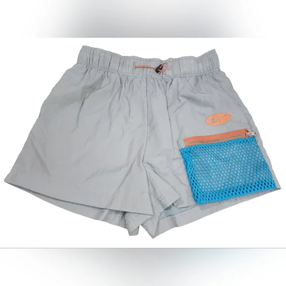 Nike NSW Sportswear Icon Clash Shorts, Womens Medium - Picture 3 of 7